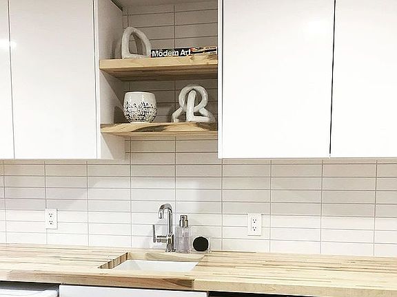 Laundry room / kitchenette
