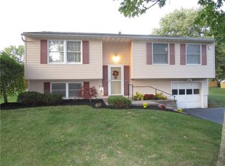 230 Blackwell Ln, Henrietta, NY 14467