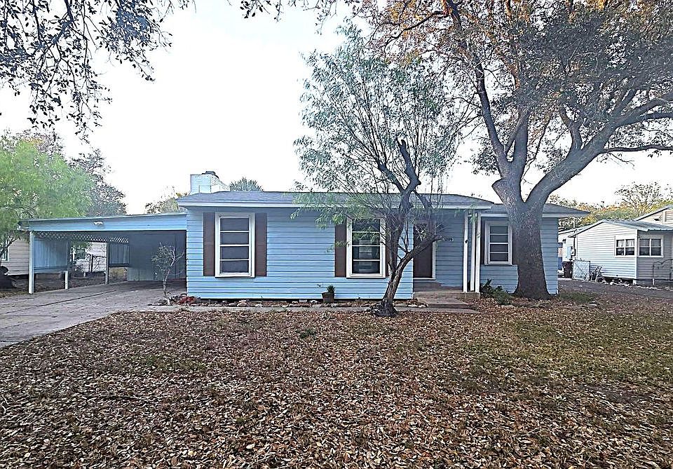 1st image of 1204 W Lee Ave