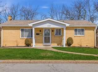 116 Lilmont Dr, Pittsburgh, PA 15218