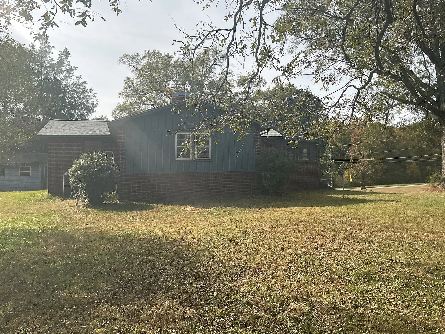 3 bed, 1384 sqft, $1,550 — Photo 3