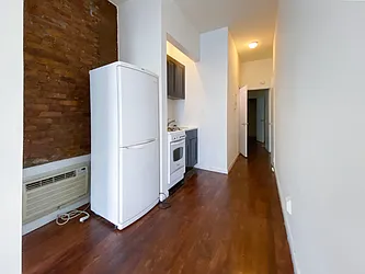 Rented by Kahen Properties