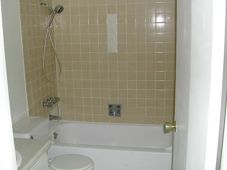 BH T 1015 Viking Village — Photo 9