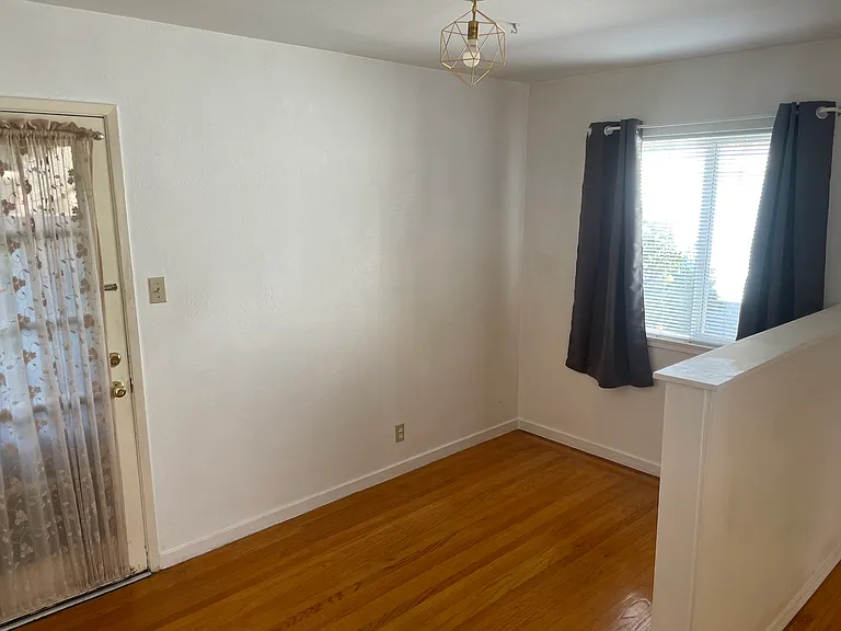 Dining nook