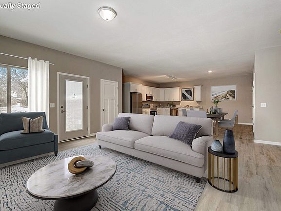 2nd image of 216 Chalet Dr