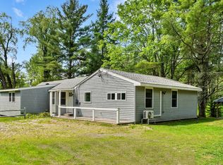 418 Monterey Rd, Great Barrington, MA 01230
