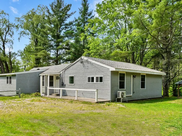 418 Monterey Rd, Great Barrington, MA 01230