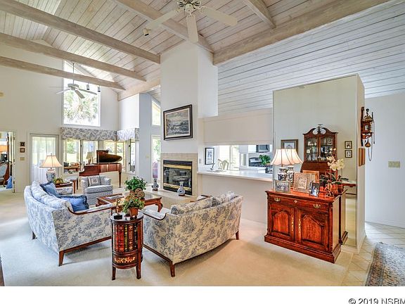 2nd image of 624 Saint Andrews Cir