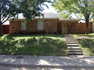 5110 Wesley Chapel Ln, Dallas, TX 75236