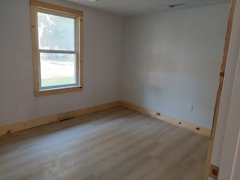 213 Magnolia Dr — Photo 6