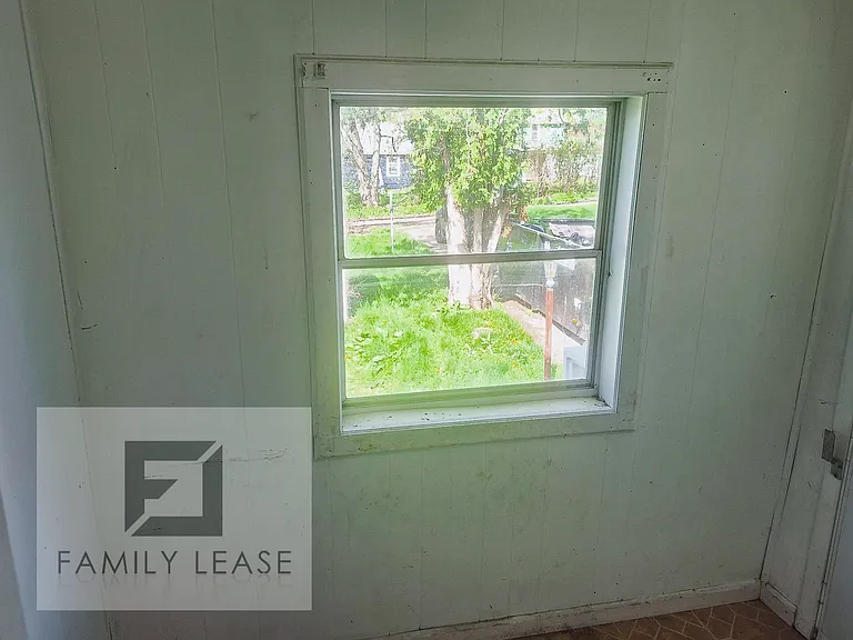 1100 Sherman Ave — Photo 12