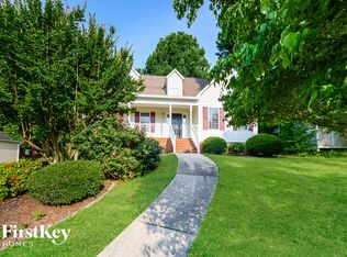 4600 Greenfield Way Dr, Winston Salem, NC 27103