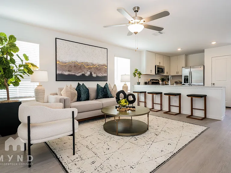 2732 Center Creek Ln — Photo 3