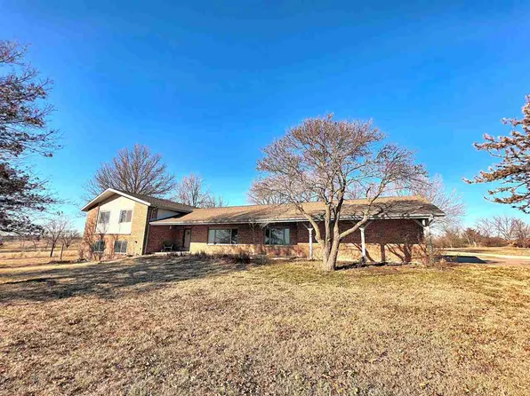 5477 E Hubbard Rd, Ponca City, OK 74604