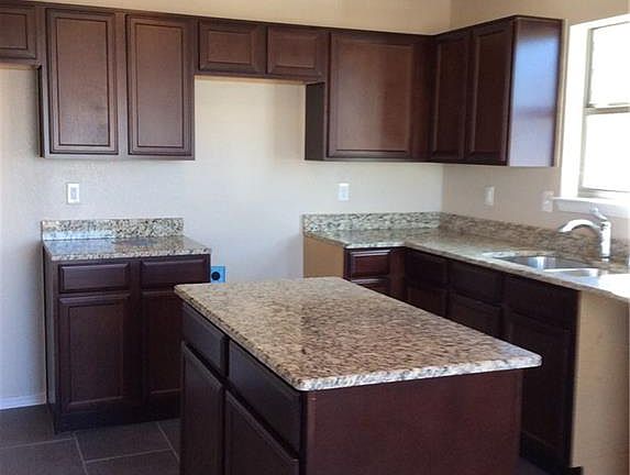 4th image of 119 Salado River Pl