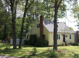 642 West St, Wrentham, MA 02093