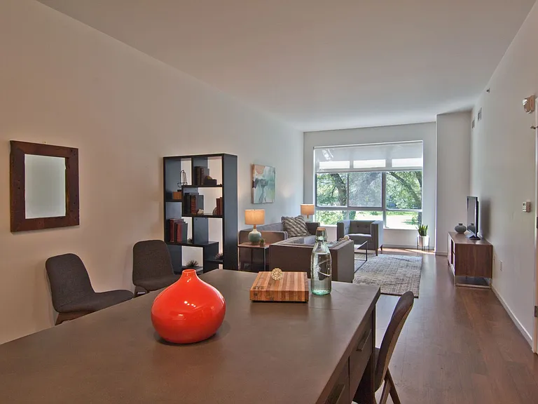 DuCharme Place Apartments — Photo 27