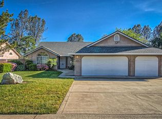 2849 Howard Dr, Redding, CA 96001