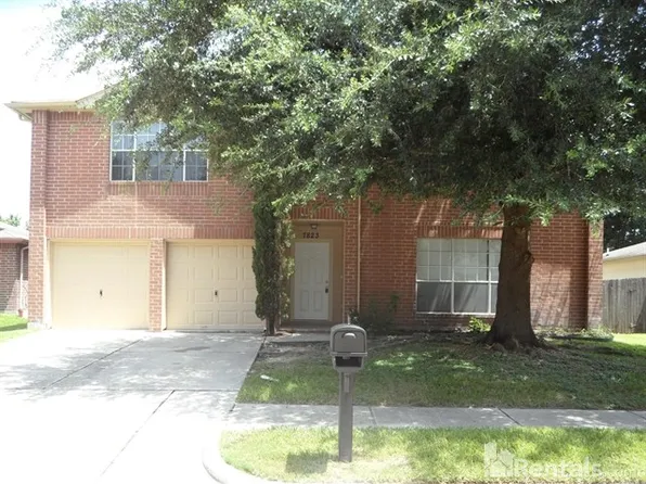 7823 Summer Place Dr, Humble, TX 77338