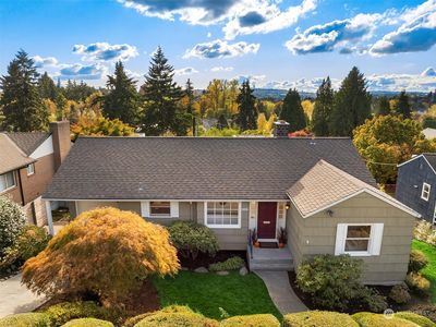 4567 Stanford Avenue NE, Seattle, WA, 98105