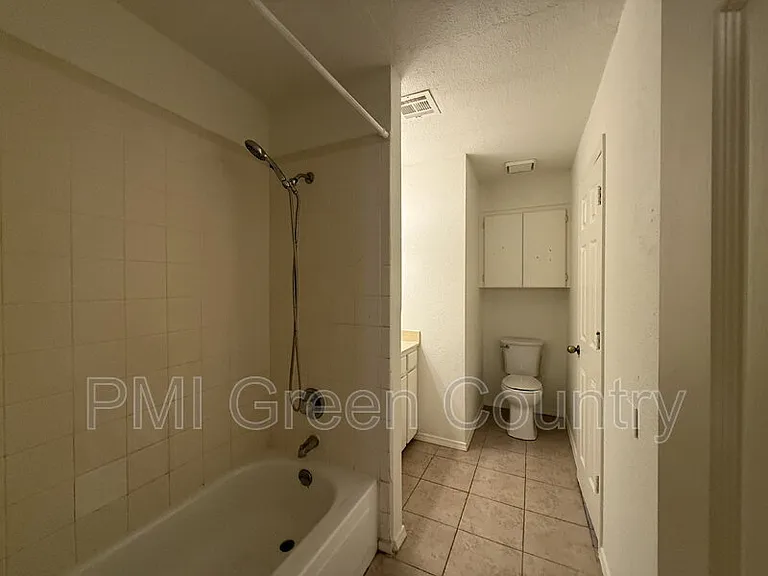 6028 S 90th East Pl — Photo 19