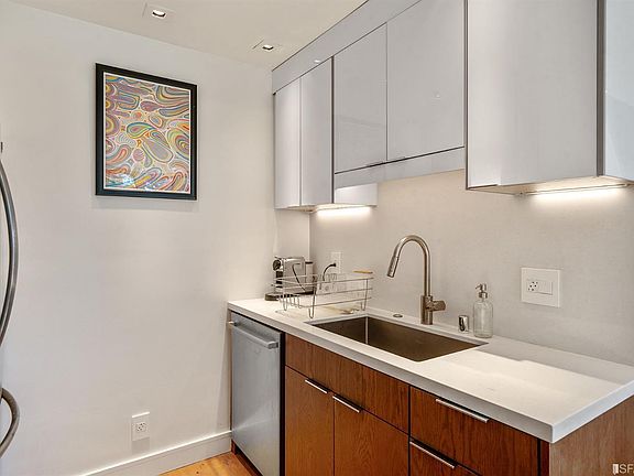 5th image of 875 Vermont St APT 103