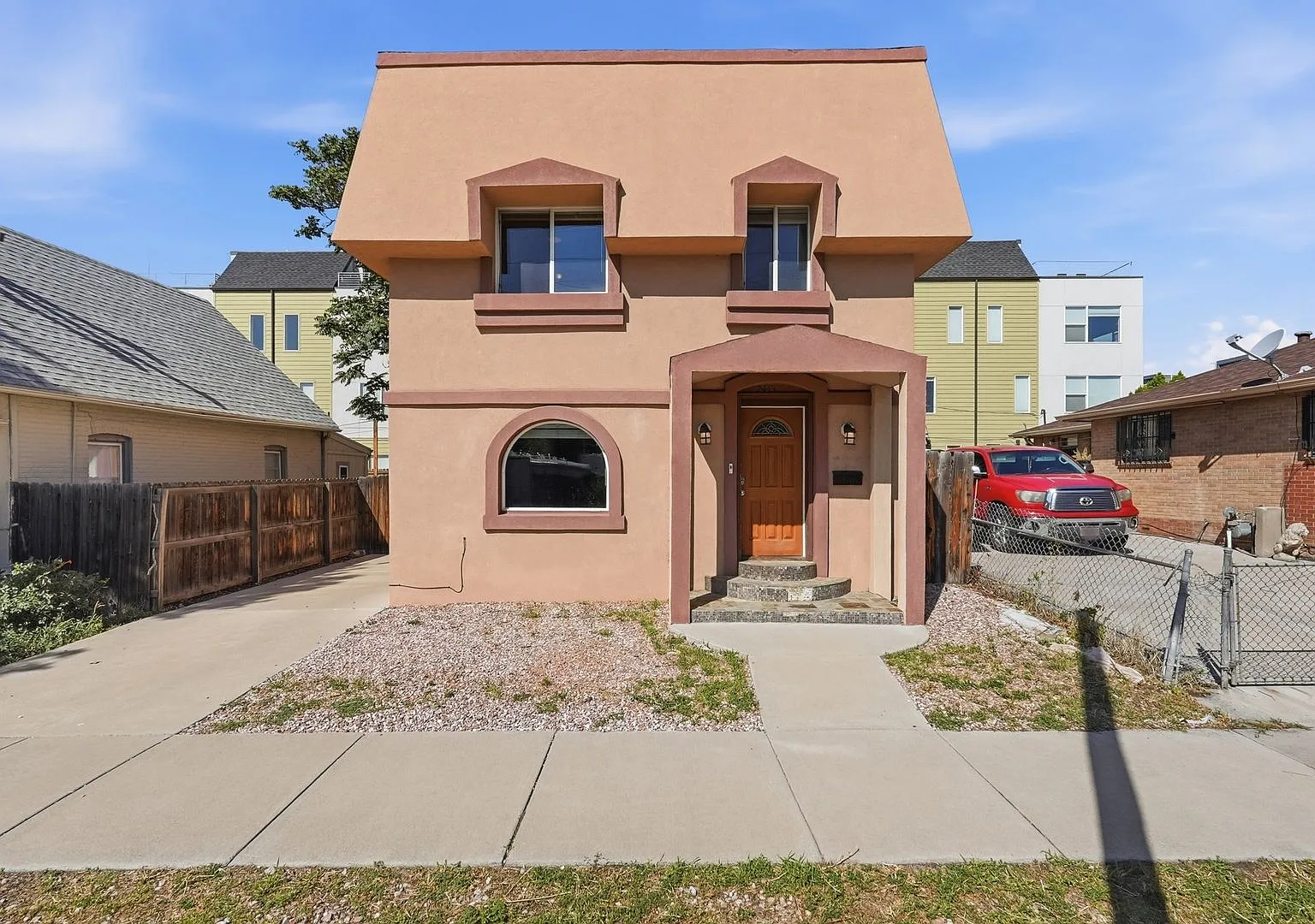 Spacious Jefferson Park Home with Solar & EV Charging — Photo 1