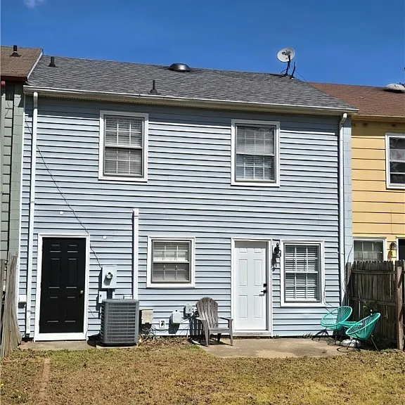 419 Airycrest Dr — Photo 37