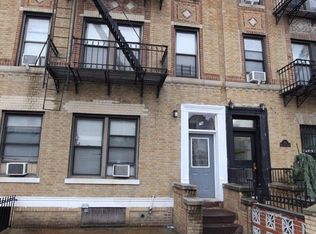 276 E 2nd St APT 3R, Brooklyn, NY 11218