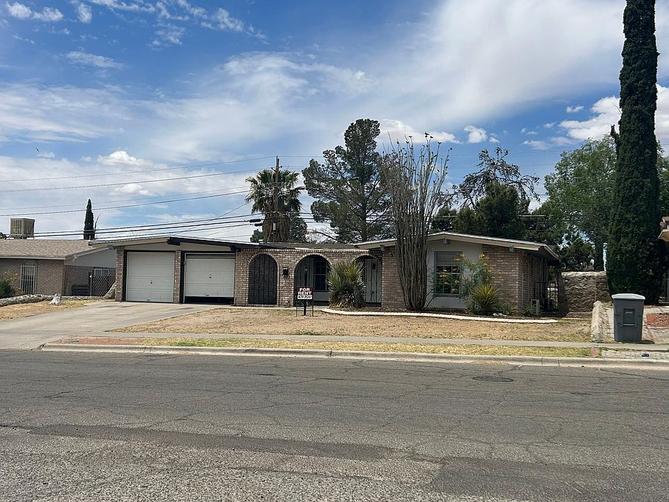1st image of 313 El Puente St