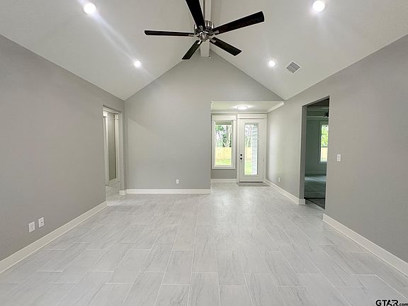 5th image of 106 Robinwood Dr
