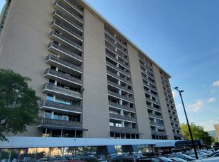 700 E 9th St APT 4J, Little Rock, AR 72202