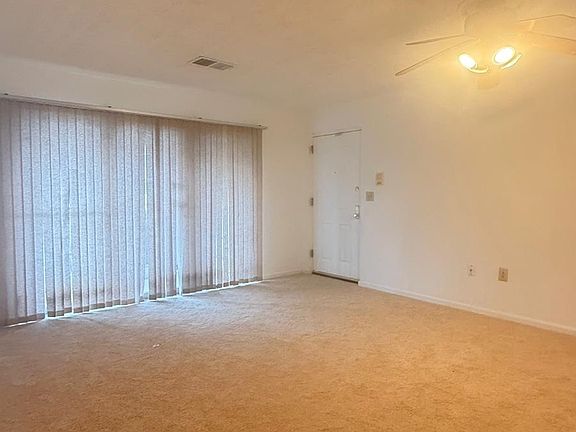 5th image of 414 Edpas Rd