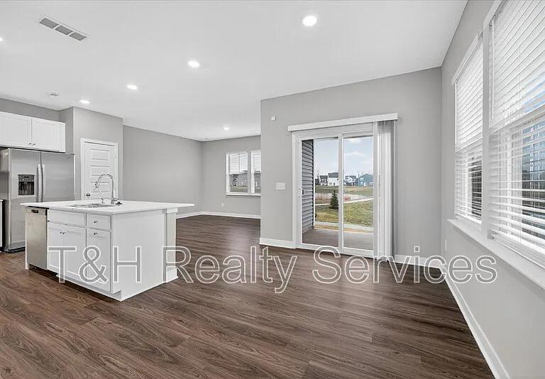9586 Beckett St — Photo 5
