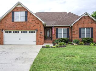 2310 Amber Glen Dr, Murfreesboro, TN 37128