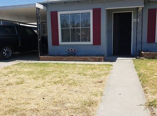 825 Washington St, Hanford, CA