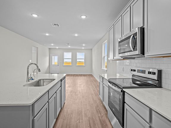 7th image of this home