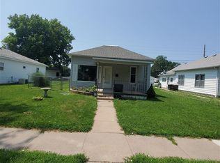 1608 A Ave, Kearney, NE 68847