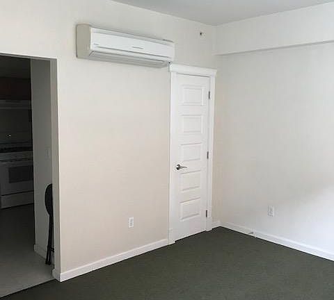 5th image of 1029 W 1st Ave APT 207