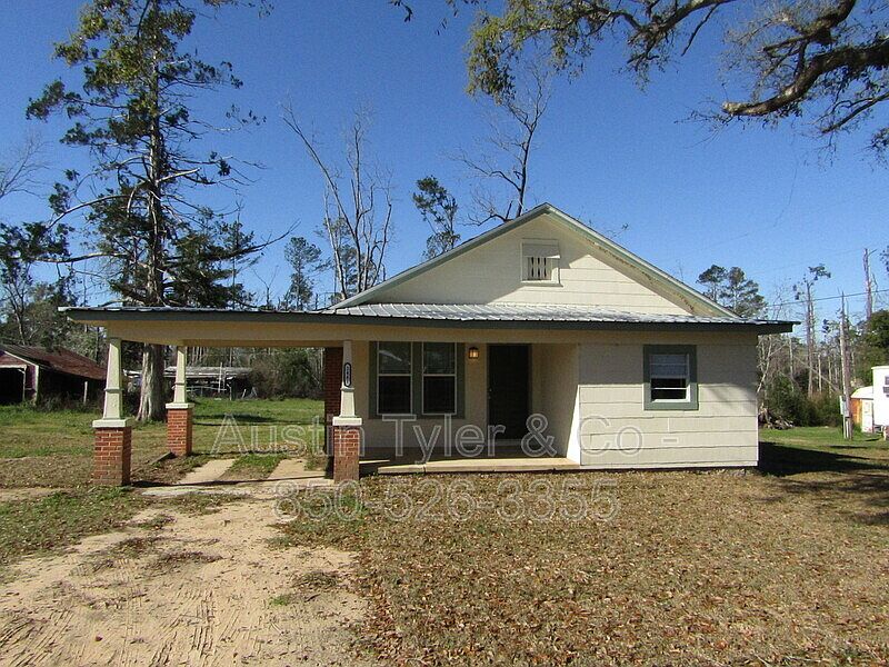 1st image of 2443 Fillmore Dr
