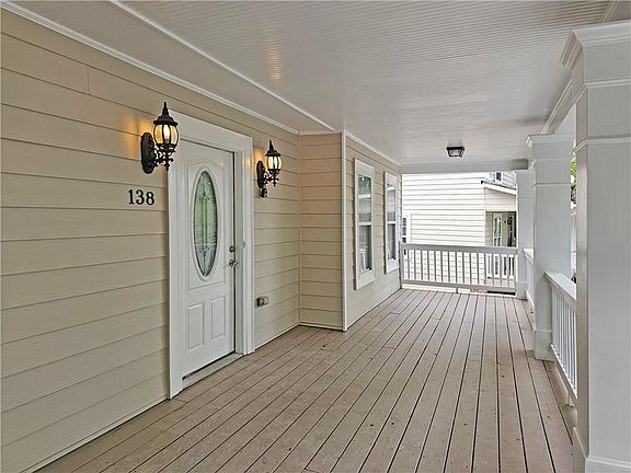 2nd image of 128 Brook Cir #130