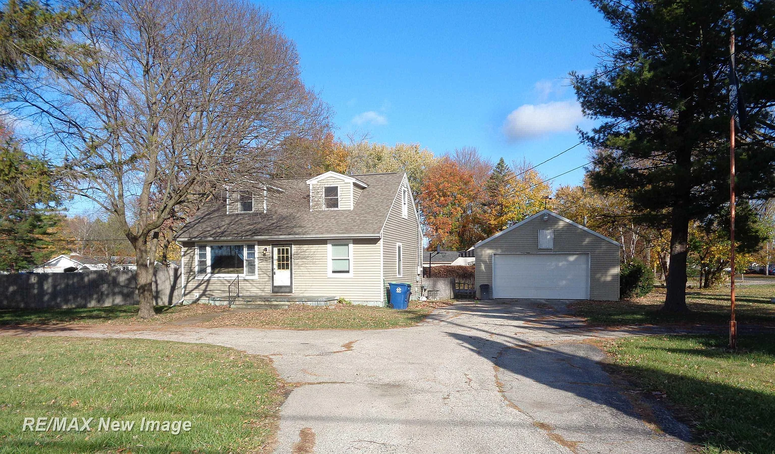 4320 W Michigan Ave photo 1