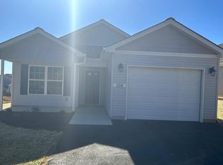 104 Aaliyah Ln, Radford, VA 24141