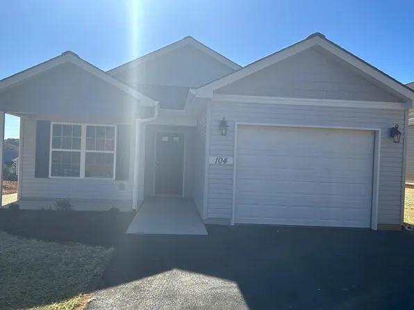 104 Aaliyah Ln, Radford, VA 24141