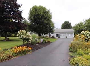 2535 S Keel Ridge Rd, Hermitage, PA 16148