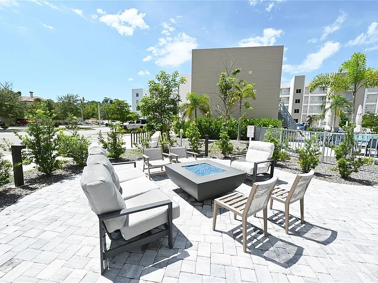 1709 N Tamiami Trl #208 — Photo 20