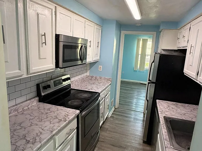 14818 Belle Ami Dr #10 — Photo 5