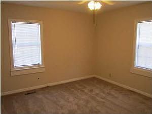 5th image of 5012 Greenview Dr