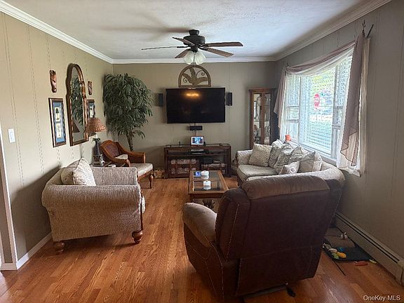 3rd image of 388 1st Avenue