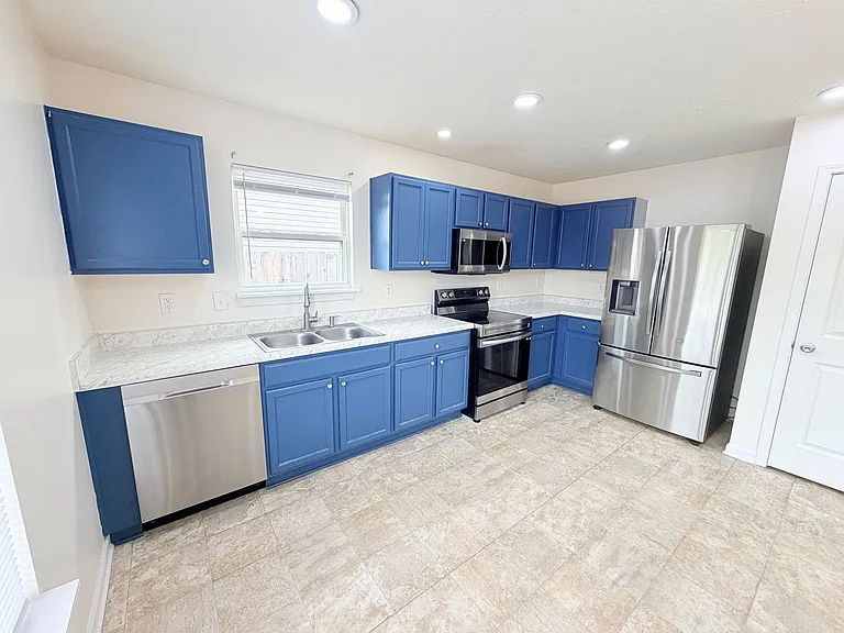 1008 Balto Dr — Photo 7